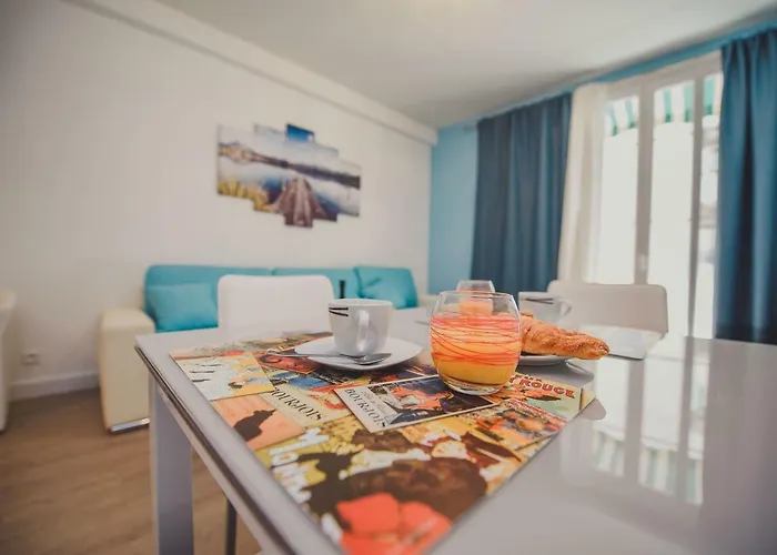 Azurappart 3room Promenade דירה